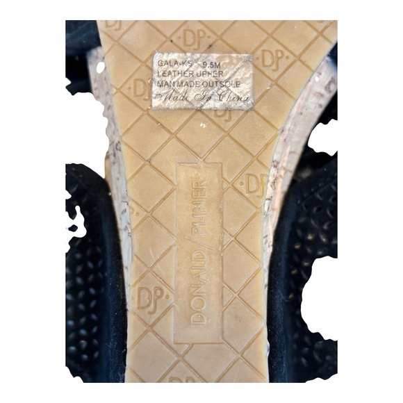 Donald J. Pliner Wedges Women 9.5 M Black Suede Crisscross Toe Ring Cork Sandals - Picture 11 of 11